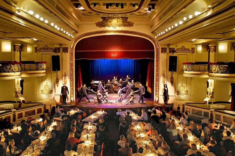 Piazzolla Tango Show in Buenos Aires (with optional dinner) - Adding dinner: Argentine flavors with a sensible caveat