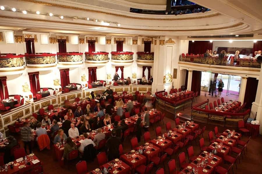 Piazzolla Tango Show in Buenos Aires (with optional dinner) - Live music and costumes give the night its character