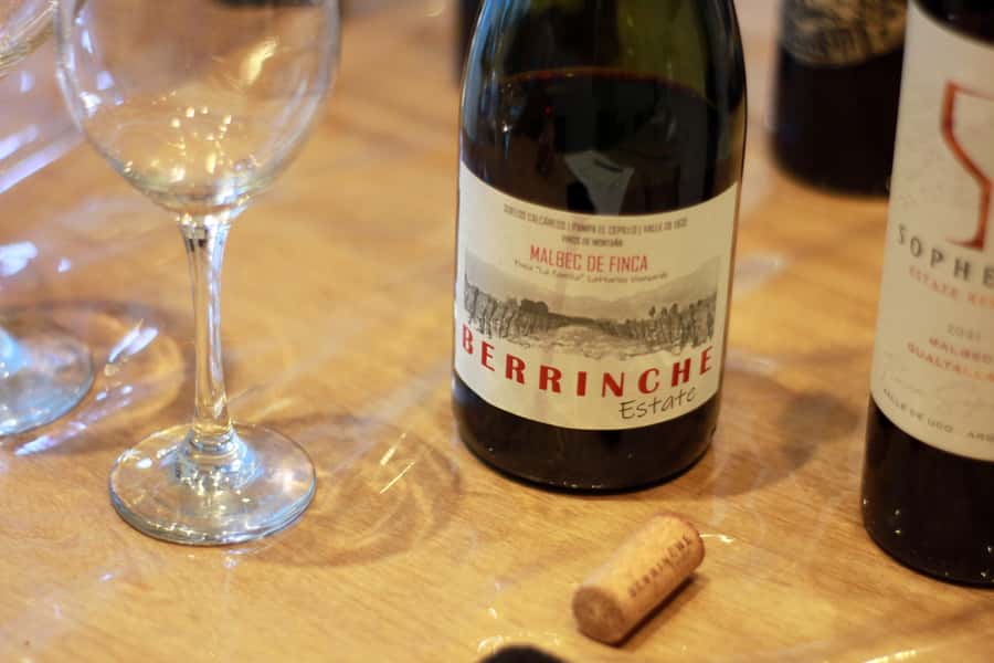 Premium Empanadas Cooking Class & Wine Tasting Experience - Key points at a glance