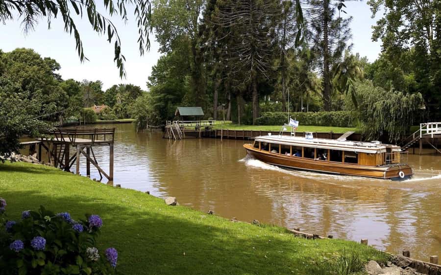 Private Day Trip to Tigre Delta from Buenos Aires - Paseo Victorica and the final look at Tigre