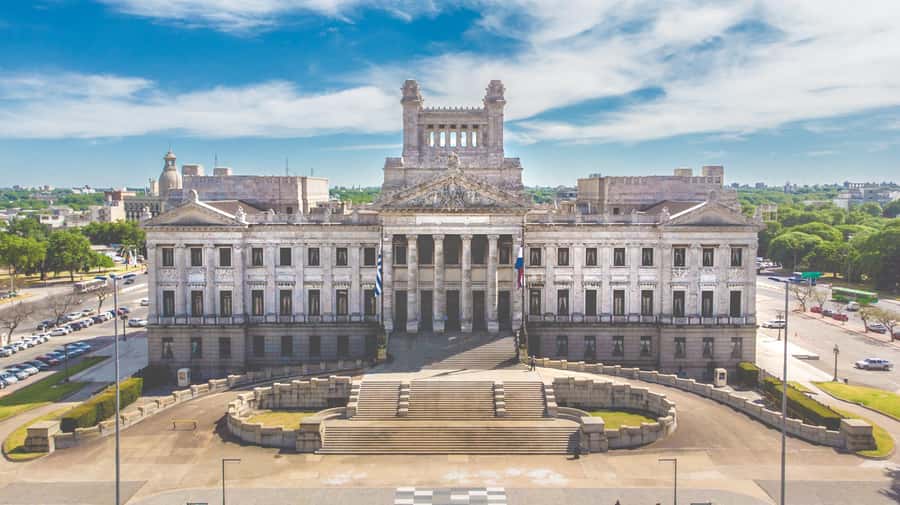 Private Fullday Trip to Montevideo from Buenos Aires - Rambla Presidente Wilson and the River Views
