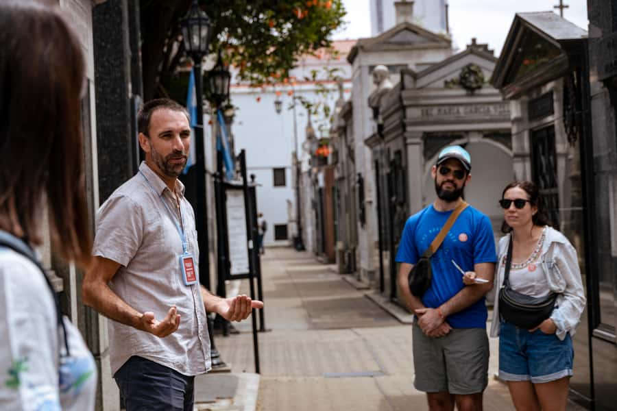 Recoleta Cemetery - Small Group Tour of History & Secrets - Evita Perón’s mausoleum and the politics of memory