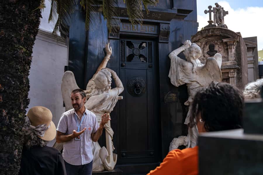 Recoleta Cemetery - Small Group Tour of History & Secrets - Meeting outside the cemetery at Plazoleta Chabuca Granda