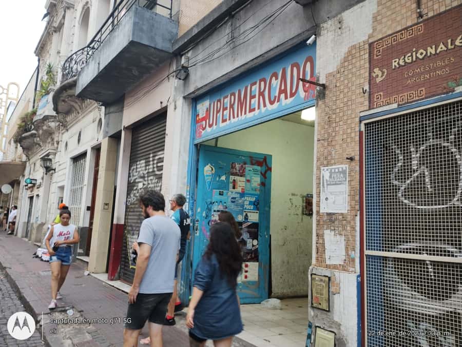 San Telmo Private Guided amazing Walking Tour - Price, private format, and transport
