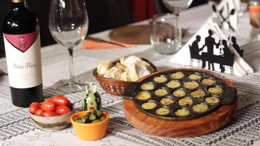 Secrets of Asado in Buenos Asado, BBQ and Dinner - Choripan and morcilla with Argentine red wine