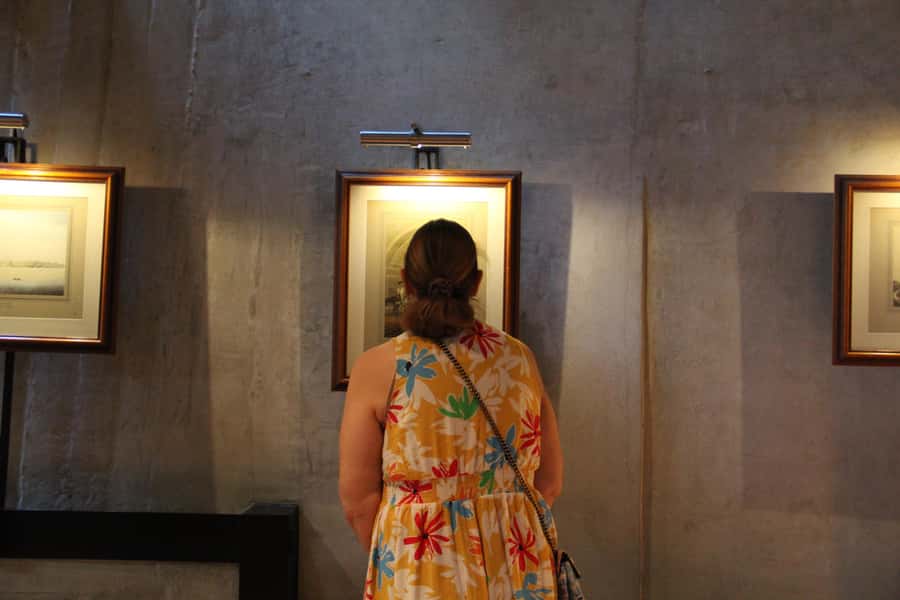 Small-Group Walking Tour San Telmo Neighborhood - Plaza Dorrego and San Telmo’s tango mood
