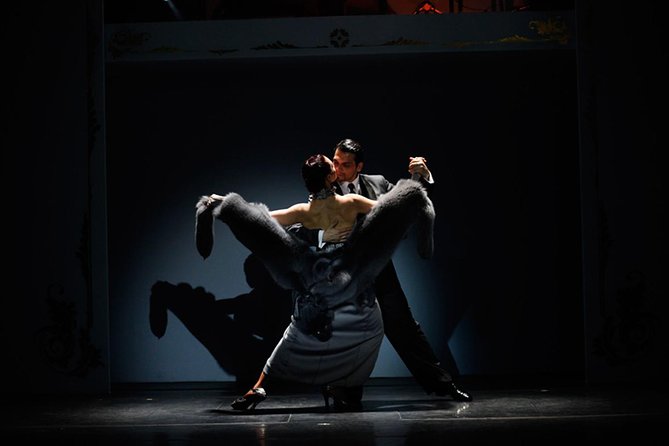 Tango Show at Café de los Angelitos, with Optional Dinner - What the 3-course Argentine meal is like