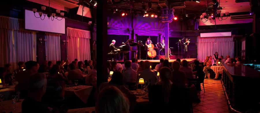 Tango Show at El Querandi with optional Dinner - Key points to know before booking