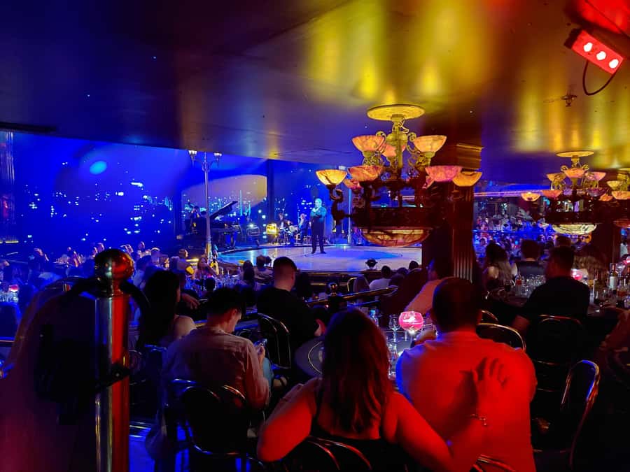 Tango Show at Señor Tango - The dinner setting and pre-show rhythm