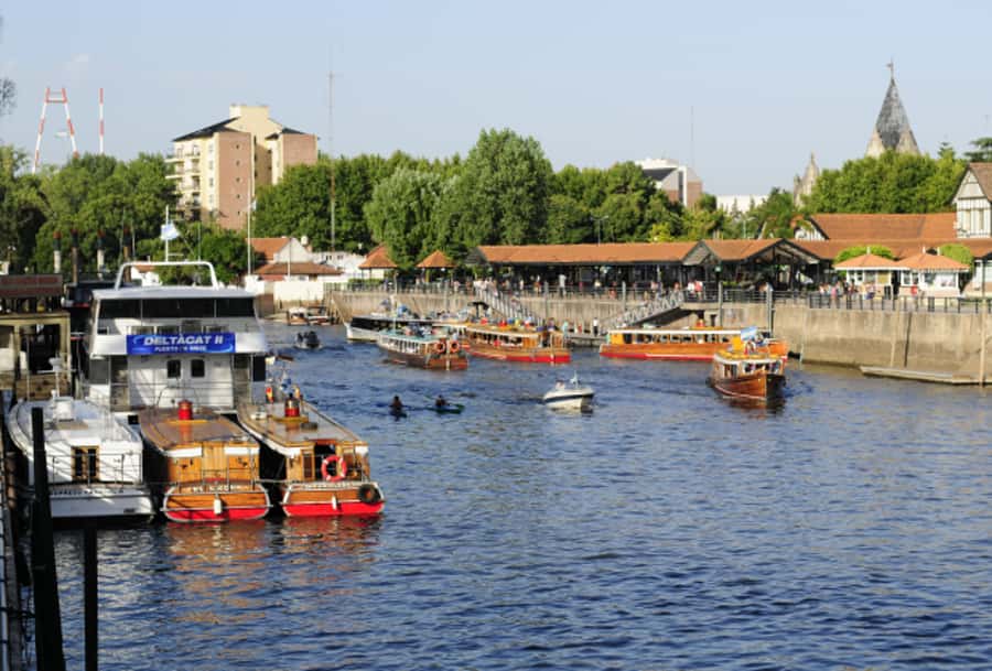 Tigre Full-Day Tour with Boat Ride - Puerto de Frutos, Tigre’s old port turned market