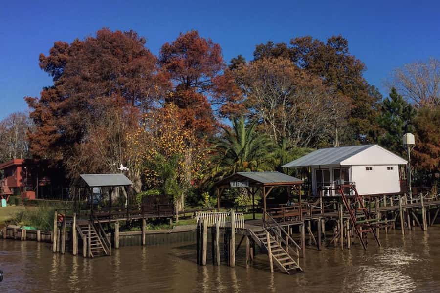 Tigre: River Delta Panoramic Boat Tour - Choosing Between the Upper Deck and Indoor Seating