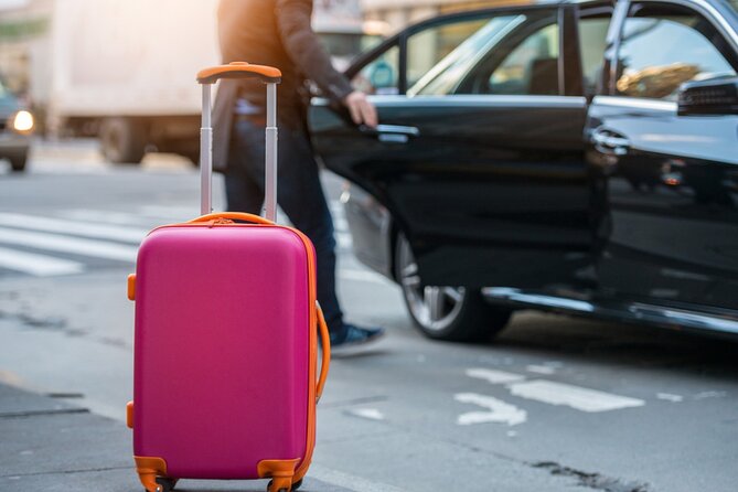 Transfer Buenos Aires Domestic (AEP) or Cruise Terminal to Downtown Hotel - What the 15 to 30-minute ride is really like